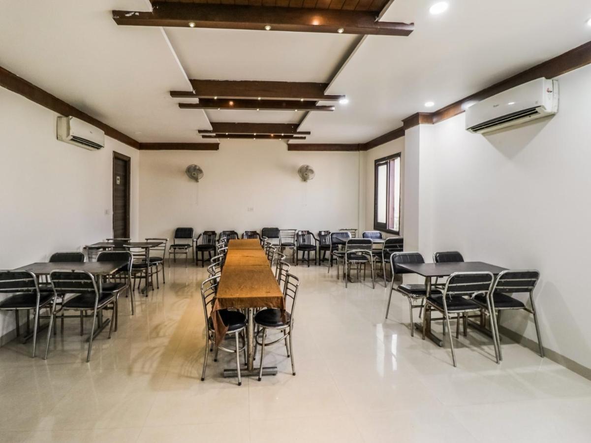 אמריצר Oyo 1977 Hotel Grand Galaxy מראה חיצוני תמונה