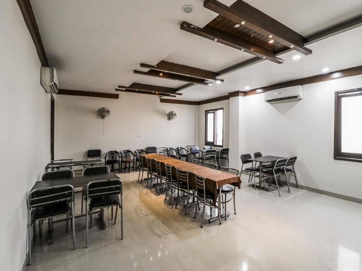 אמריצר Oyo 1977 Hotel Grand Galaxy מראה חיצוני תמונה