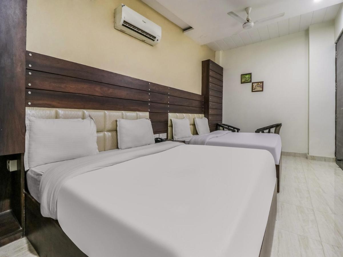 אמריצר Oyo 1977 Hotel Grand Galaxy מראה חיצוני תמונה