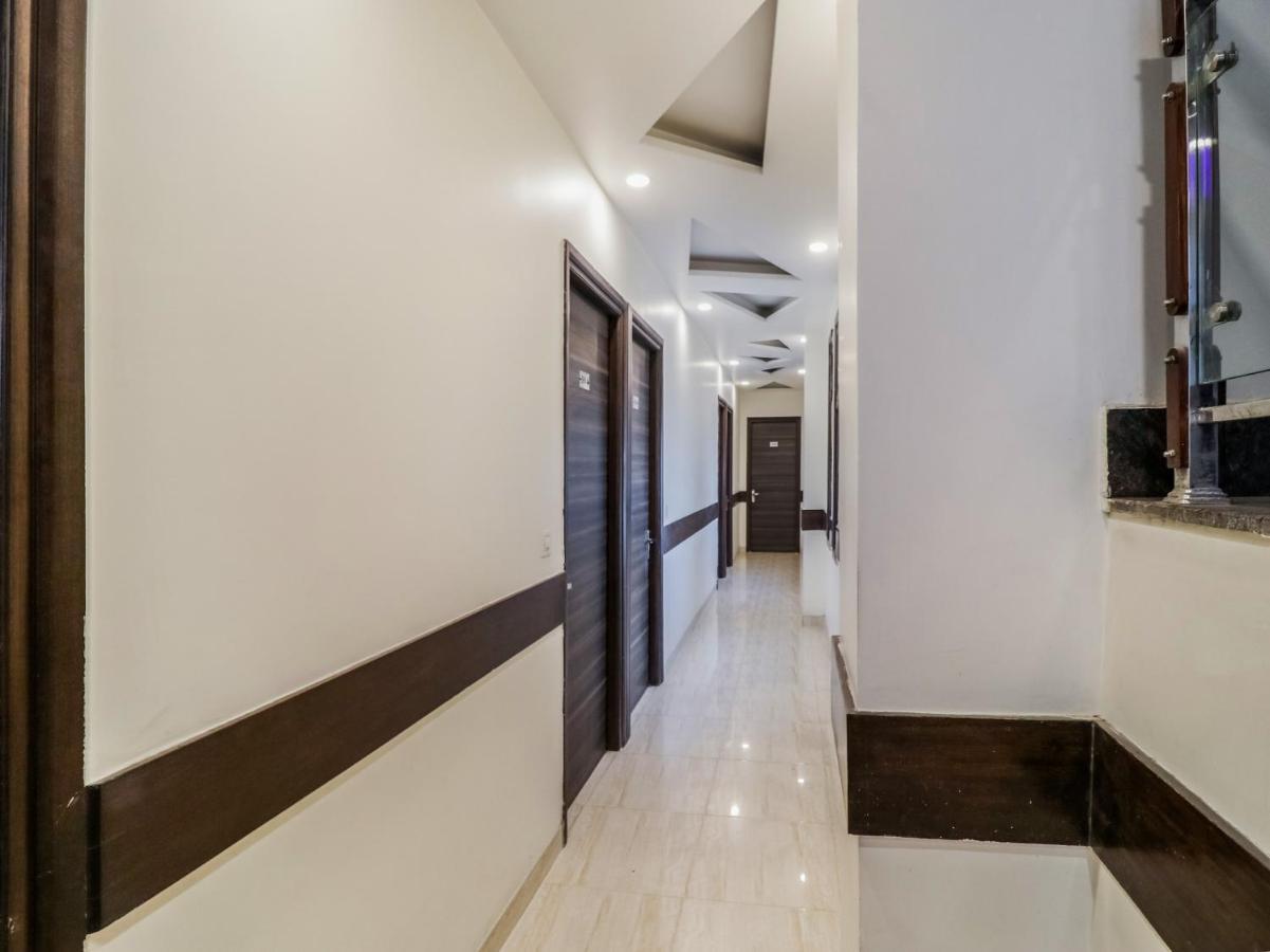 אמריצר Oyo 1977 Hotel Grand Galaxy מראה חיצוני תמונה
